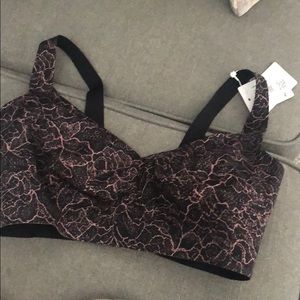 Lululemon like nothing Bra size 34DD NWT